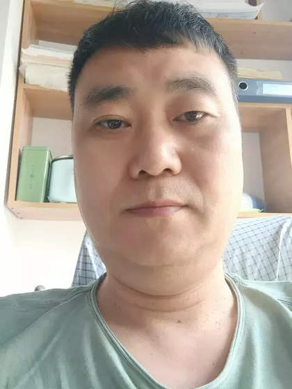 王 β Intended Parents in Dayangzhuang, Hebei, China