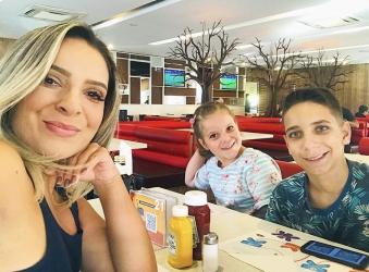 Tarde de almoço, filhos❤️