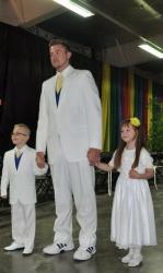 2011 Grad pic with siblings