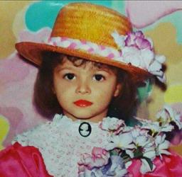 Com cinco ou seis anos.