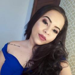 Angélica Dantas, brasileira.