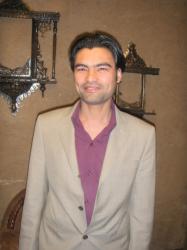 Gillani2