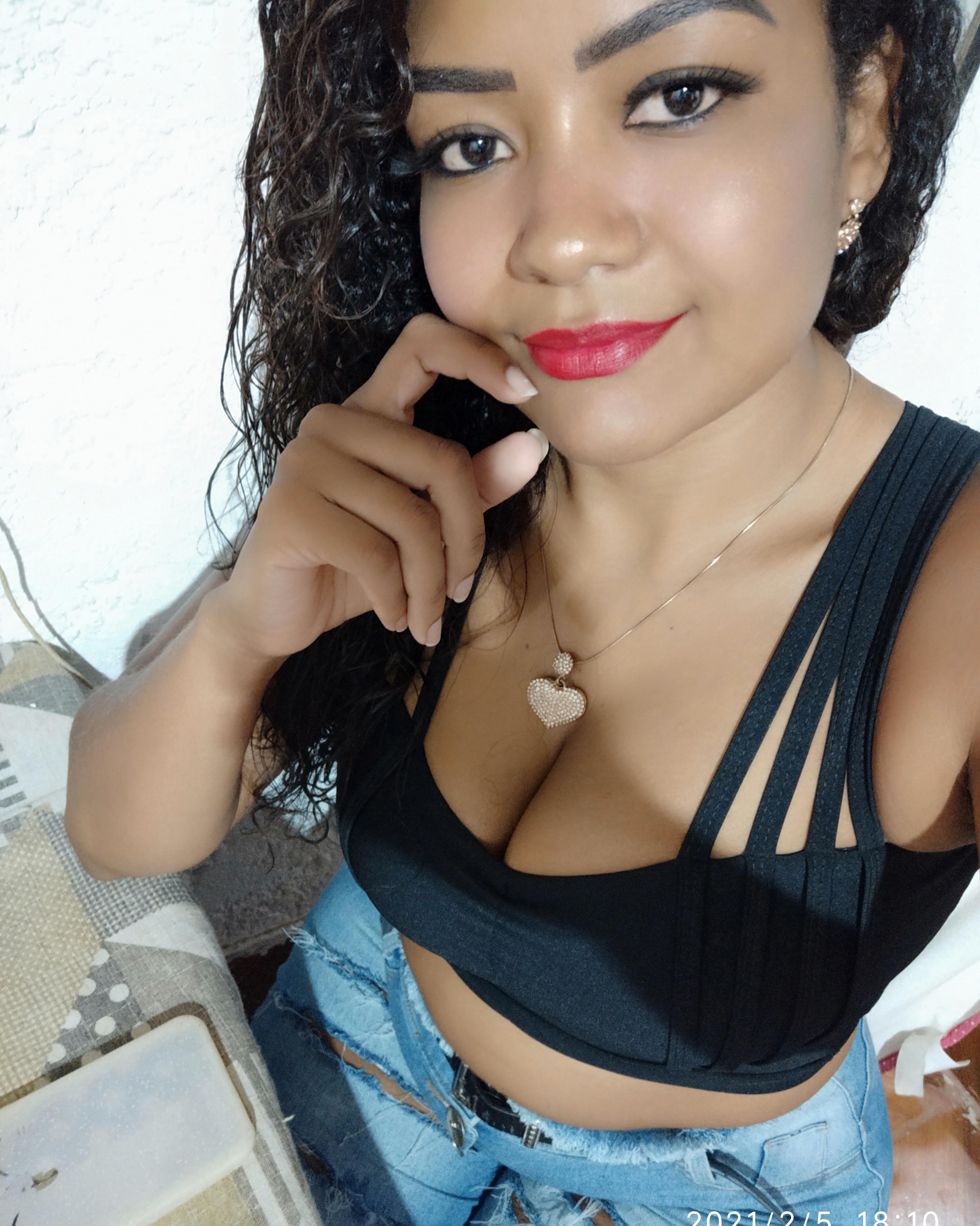 Priscila Paula R****