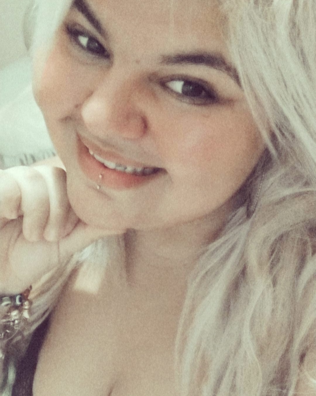 Joyce Aparecida A****