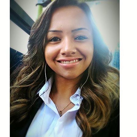 TainÃ¡ A***********