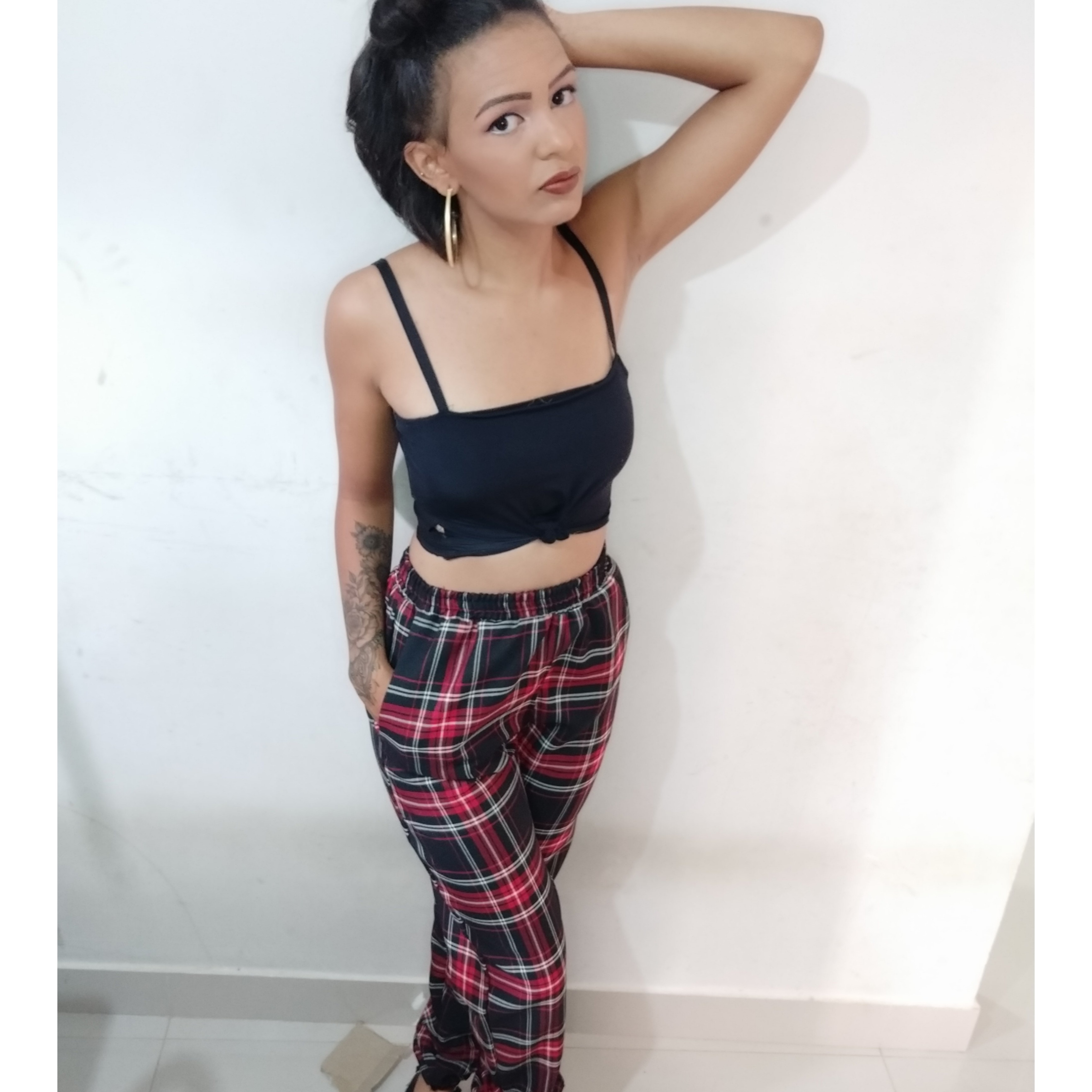 MARIANA LIMA R********