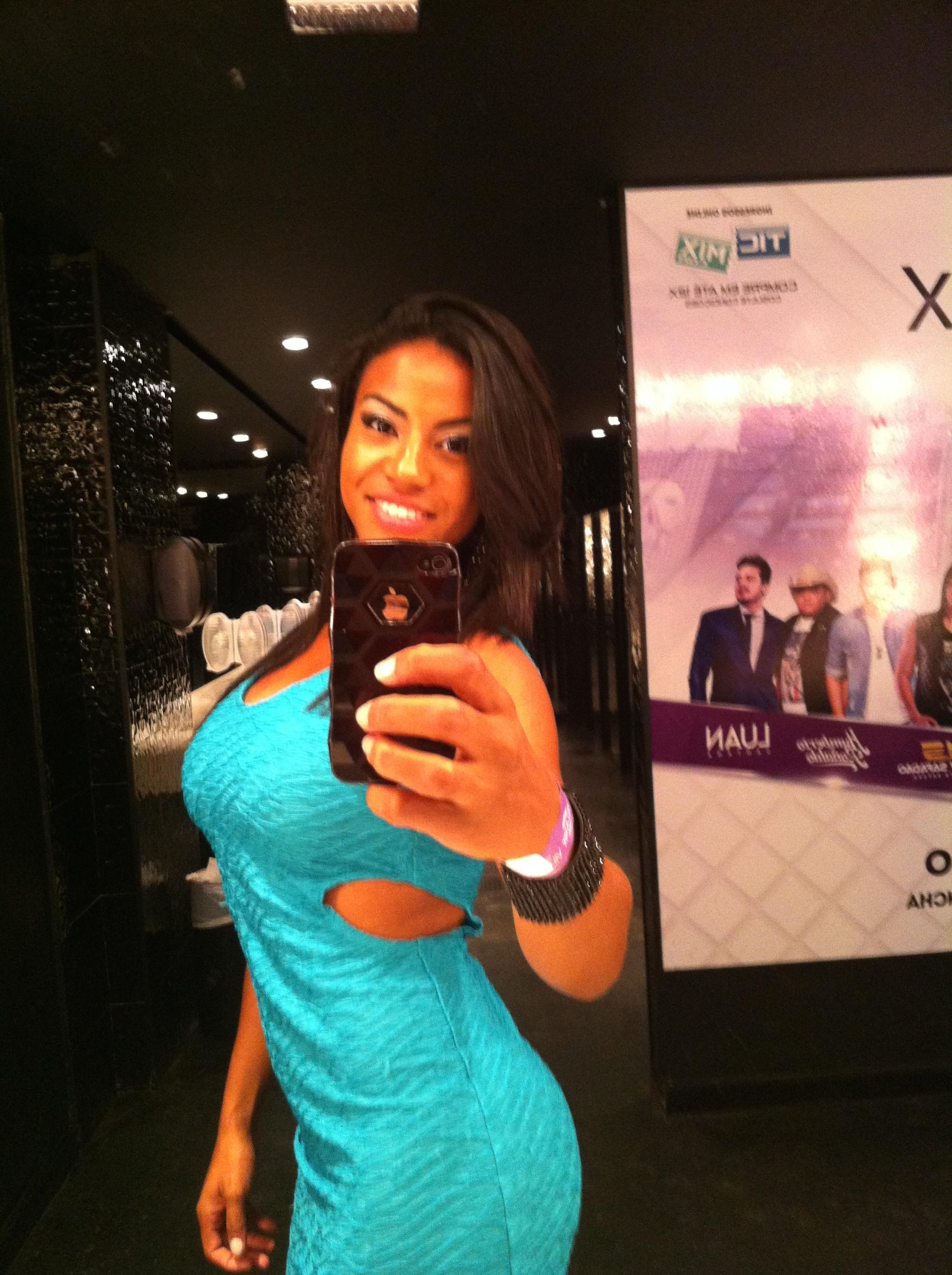 Camilla E************