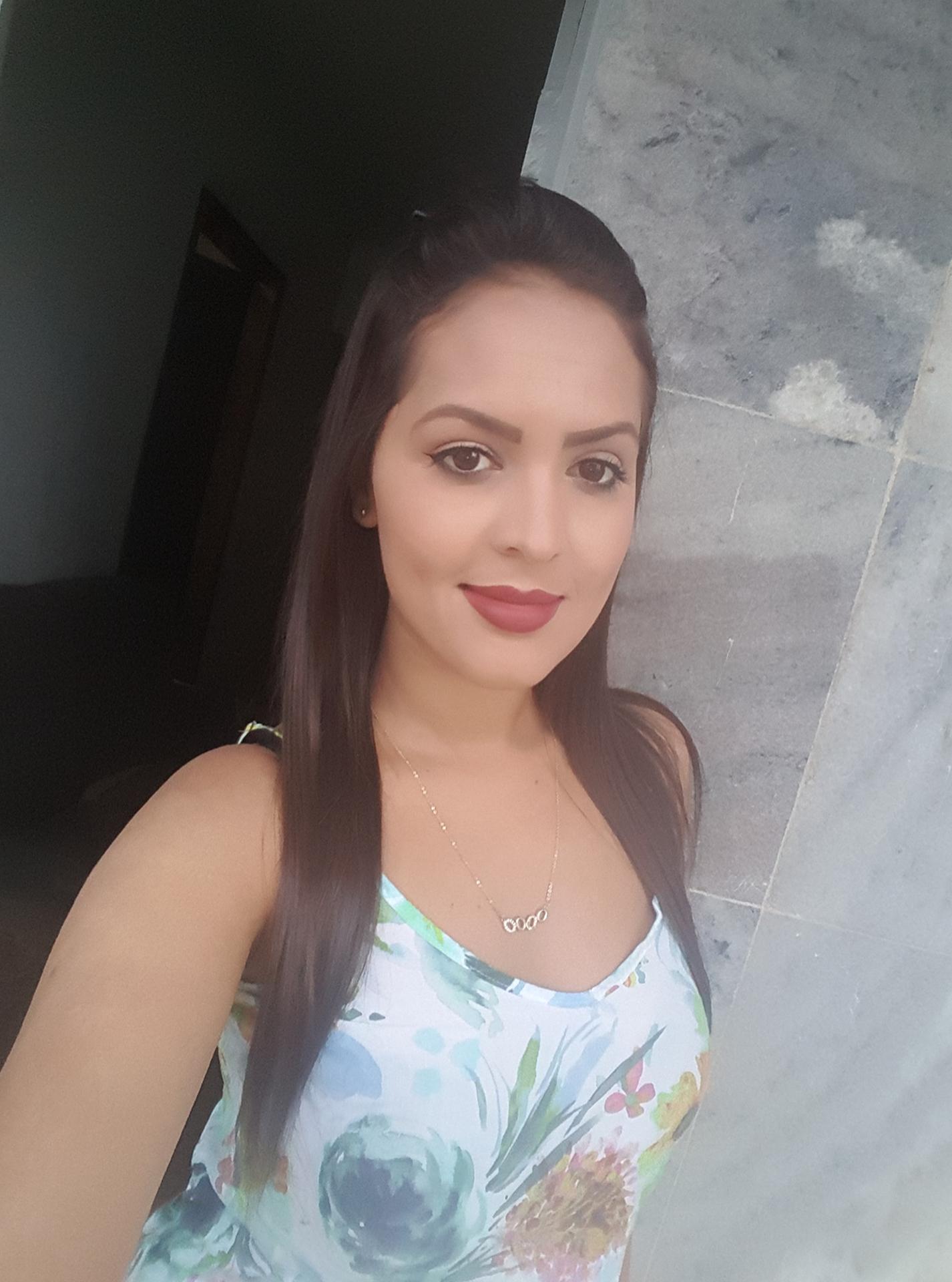 Amanda B************