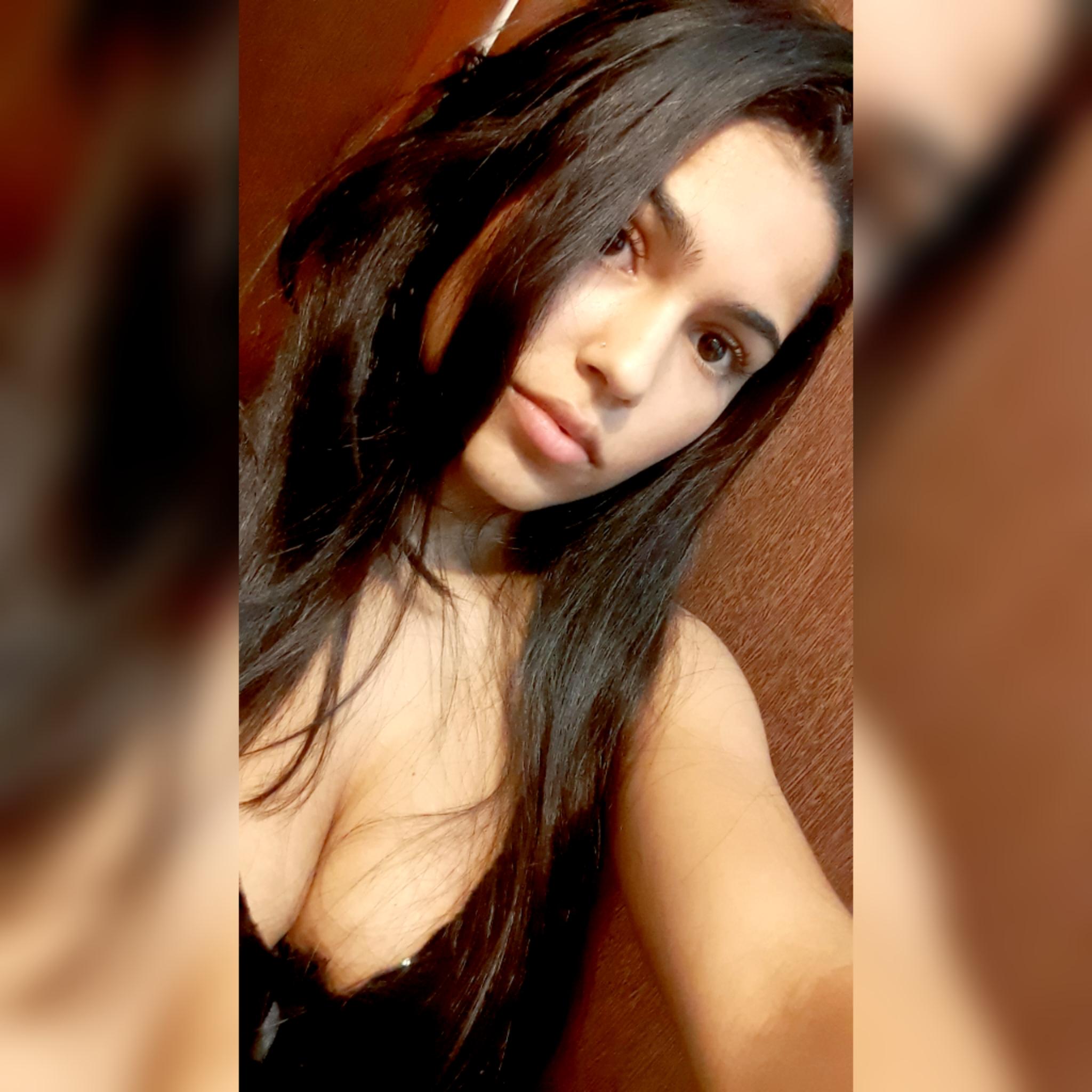 Isabelle C**************************