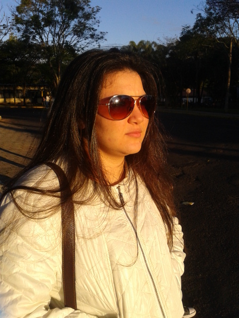 ThainÃ¡ R*************